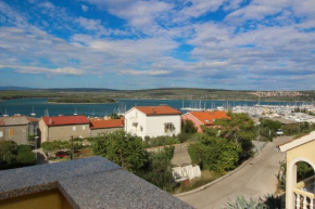 Отель Apartments Koritnik  Пунат